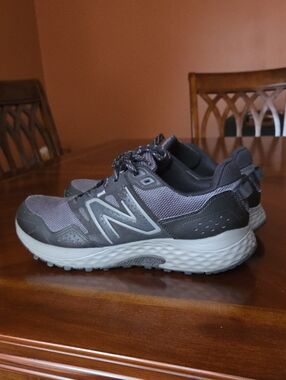 New Balance Gray and Black Trail Running Shoes ❤️